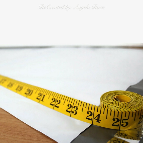 25 19 x 24 Poly Mailers - White - Picture 2 of 4